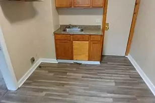 4702 N 49th St, Milwaukee, WI 53218 - Photo 6