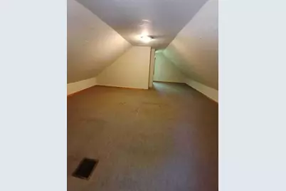 4702 N 49th St, Milwaukee, WI 53218 - Photo 12