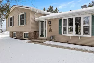 215 Lilac Ln, Belgium, WI 53004 - Photo 38