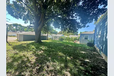 8621 W Lisbon Ave, Milwaukee, WI 53222 - Photo 22