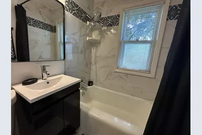 8621 W Lisbon Ave, Milwaukee, WI 53222 - Photo 8