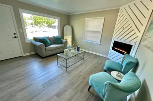 8621 W Lisbon Ave, Milwaukee, WI 53222 - Photo 2