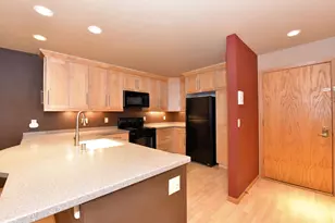 1600 W Green Tree Rd, Glendale, WI 53209 - Photo 6