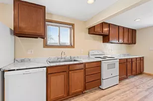 304 Milwaukee Ave, Cascade, WI 53011 - Photo 8