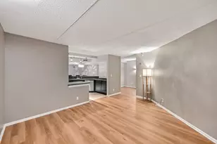 270 E Highland Ave, Milwaukee, WI 53202 - Photo 4