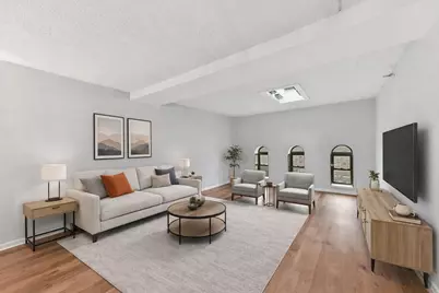 270 E Highland Ave #1011, Milwaukee, WI 53202 - Photo 12