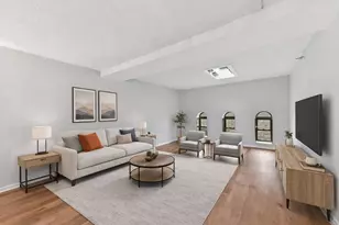 270 E Highland Ave, Milwaukee, WI 53202 - Photo 12