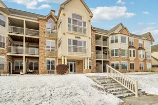 6995 S Riverwood Blvd, Franklin, WI 53132 - Photo 2