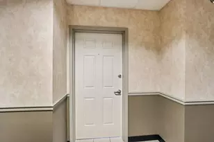 6995 S Riverwood Blvd, Franklin, WI 53132 - Photo 4