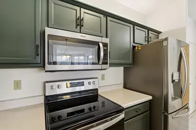 6995 S Riverwood Blvd #A05, Franklin, WI 53132 - Photo 16