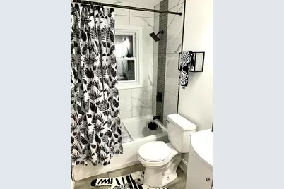 5918 N 72nd St, Milwaukee, WI 53218 - Photo 10