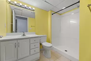 9056 W Elm Ct, Franklin, WI 53132 - Photo 26