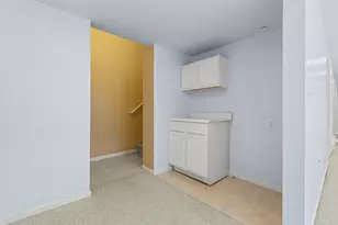 9056 W Elm Ct, Franklin, WI 53132 - Photo 20