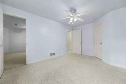 9056 W Elm Ct #B, Franklin, WI 53132 - Photo 24