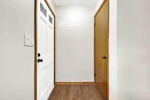 9851 W Beloit Rd, Milwaukee, WI 53227 - Photo 6