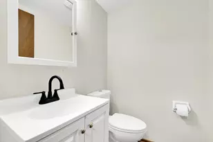 9851 W Beloit Rd, Milwaukee, WI 53227 - Photo 16