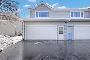 10320 W Whitnall Edge Circle, Franklin, WI 53132 - Photo 18