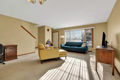 10320 W Whitnall Edge Cir #A, Franklin, WI 53132 - Photo 8