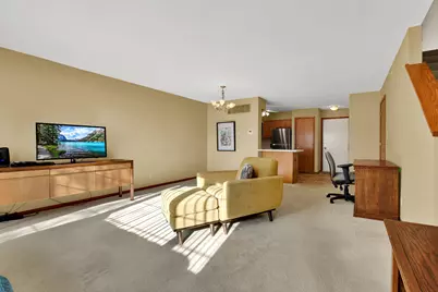 10320 W Whitnall Edge Cir #A, Franklin, WI 53132 - Photo 6