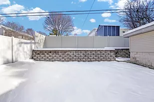 3324 N 94th St, Milwaukee, WI 53222 - Photo 30