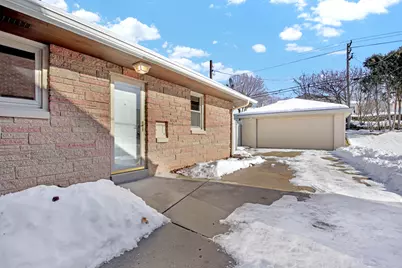 3324 N 94th St, Milwaukee, WI 53222 - Photo 28