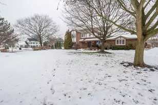 20960 Coventry Dr, Brookfield, WI 53045 - Photo 4