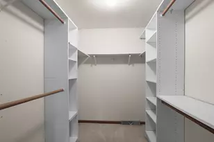 20960 Coventry Dr, Brookfield, WI 53045 - Photo 40