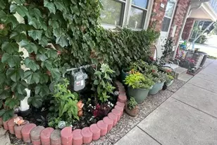 5075 W Colonial Ct, Greenfield, WI 53220 - Photo 32