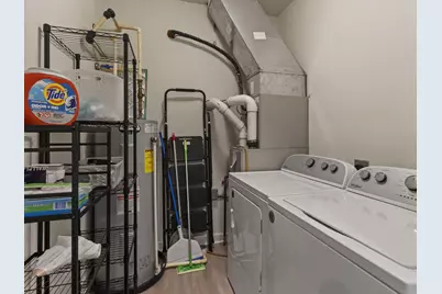 213 S Main St #205, Thiensville, WI 53092 - Photo 18