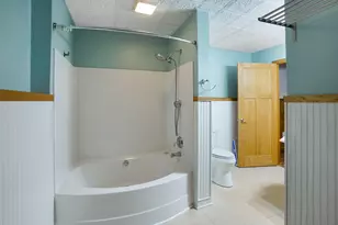 1806 Patricia Ln, Waukesha, WI 53188 - Photo 26