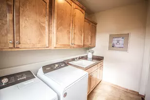 3529 Madison St, Waukesha, WI 53188 - Photo 44