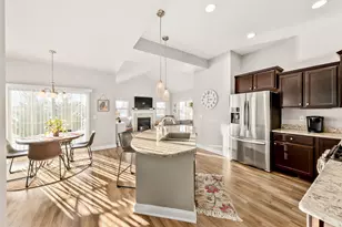 1045 Ann Marie Way, Oconomowoc, WI 53066 - Photo 12