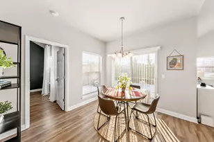 1045 Ann Marie Way, Oconomowoc, WI 53066 - Photo 14