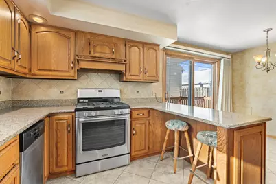 1622  Jackson St, Manitowoc, WI 54220 - Photo 4