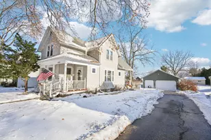 602 N Main St, Hartford, WI 53027 - Photo 2