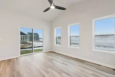 2491  Boulder Dr, Slinger, WI 53086 - Photo 12