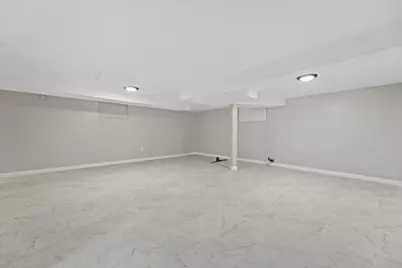 2031 S 7th St, Milwaukee, WI 53204 - Photo 20