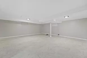 2031 S 7th St, Milwaukee, WI 53204 - Photo 20