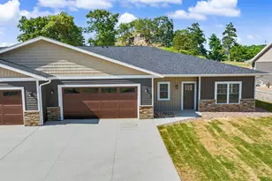 W7674 Castle Mound Rd, Holland, WI 54636 - Photo 30