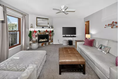 1914  Harvest Ln, Waukesha, WI 53186 - Photo 4