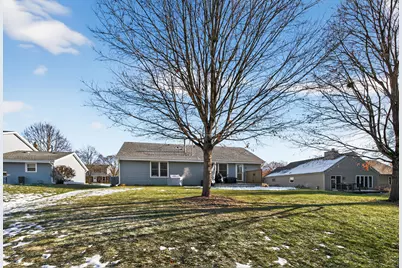 1914  Harvest Ln, Waukesha, WI 53186 - Photo 38