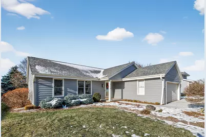 1914  Harvest Ln, Waukesha, WI 53186 - Photo 2