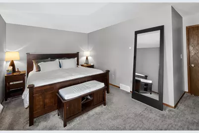 1914  Harvest Ln, Waukesha, WI 53186 - Photo 22