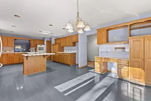 301 W Ravine Baye Rd, Bayside, WI 53217 - Photo 28