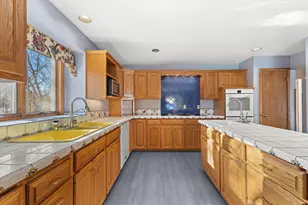 301 W Ravine Baye Rd, Bayside, WI 53217 - Photo 24