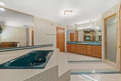 301 W Ravine Baye Rd, Bayside, WI 53217 - Photo 54
