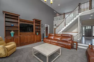 15105 Froedtert Dr, Elm Grove, WI 53122 - Photo 18