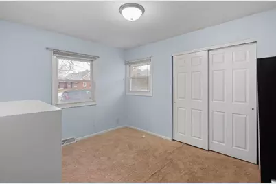 3257  90th St, Sturtevant, WI 53177 - Photo 8