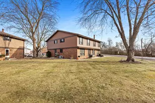 6980 N Raintree Ct, Milwaukee, WI 53223 - Photo 2