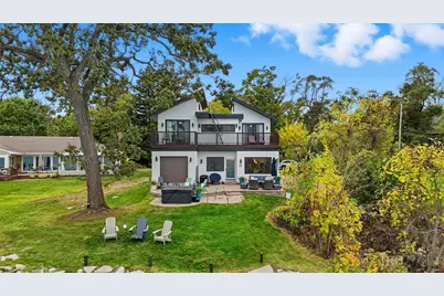 8609  Lakeshore Dr, Pleasant Prairie, WI 53158 - Photo 4